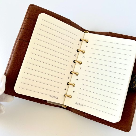Louis Vuitton Agenda Notebook - Picture 6 of 10